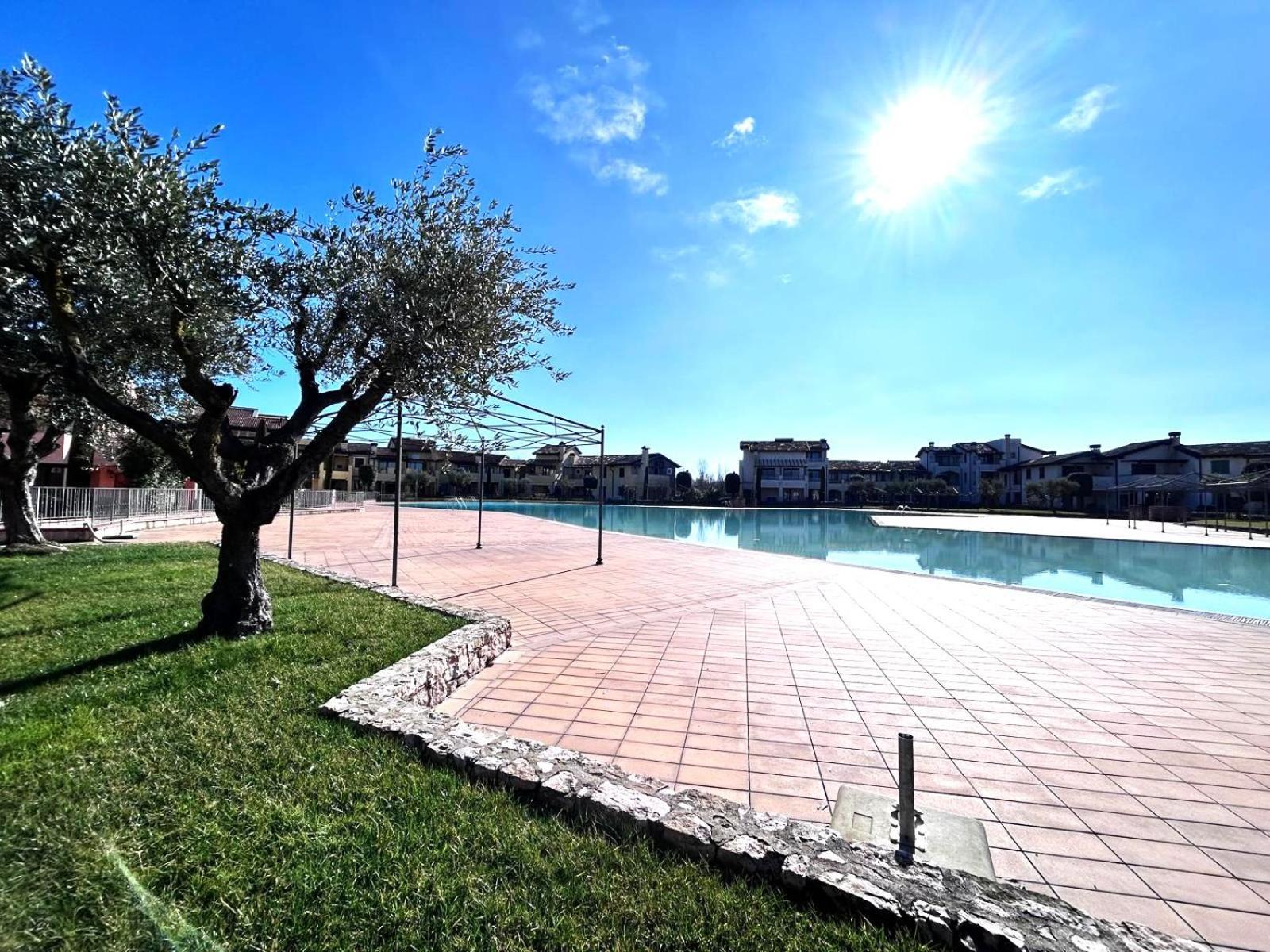 Garda Resort Village 11 Πεσκιέρα ντελ Γκάρντα Εξωτερικό φωτογραφία