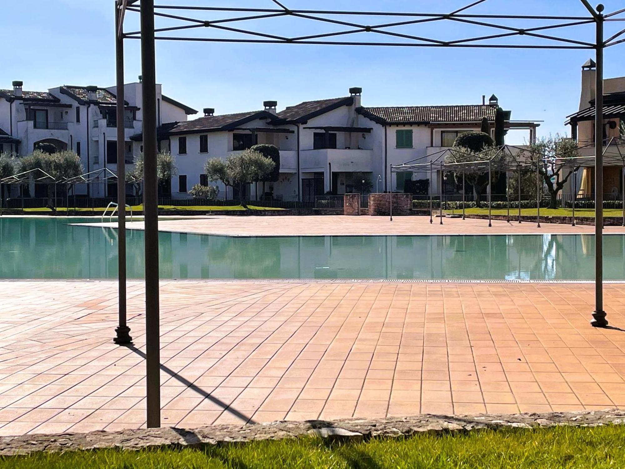 Garda Resort Village 11 Πεσκιέρα ντελ Γκάρντα Εξωτερικό φωτογραφία