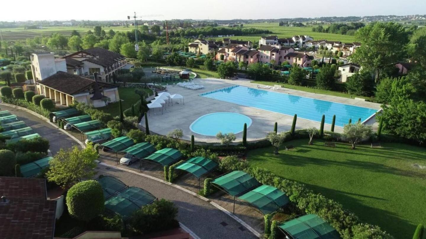 Garda Resort Village 11 Πεσκιέρα ντελ Γκάρντα Εξωτερικό φωτογραφία